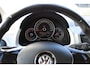 Volkswagen Up! 1.0 BMT high up! Bluetooth, Parkeersensoren, Cruise-Control, LM-Velgen en Keurig onderhouden!