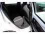 Volkswagen Up! 1.0 BMT high up! Bluetooth, Parkeersensoren, Cruise-Control, LM-Velgen en Keurig onderhouden!