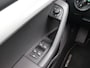 Skoda Octavia Combi 1.4 TSI Greentech Style Business 150PK DSG Pano-Schuifdak, Adaptieve Cruise Controle, Parkeersensoren voor en achter, Navi, Clima, Stoelverwarming, Voorruitverwarming, Trekhaak, 18" LM Velgen
