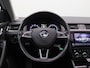 Skoda Octavia Combi 1.4 TSI Greentech Style Business 150PK DSG Pano-Schuifdak, Adaptieve Cruise Controle, Parkeersensoren voor en achter, Navi, Clima, Stoelverwarming, Voorruitverwarming, Trekhaak, 18" LM Velgen