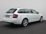 Skoda Octavia Combi 1.4 TSI Greentech Style Business 150PK DSG Pano-Schuifdak, Adaptieve Cruise Controle, Parkeersensoren voor en achter, Navi, Clima, Stoelverwarming, Voorruitverwarming, Trekhaak, 18" LM Velgen