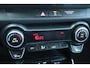 Kia Stonic T-GDi 120 PK DynamicLine NL-Auto | Navigatie | Camera | Climate Controle | Cruise Control | Radio-DAB-USB | Keyless-Entry | LM-velgen | Parkeersensoren | Trekhaak | Volledig onderhouden