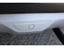 Kia Stonic T-GDi 120 PK DynamicLine NL-Auto | Navigatie | Camera | Climate Controle | Cruise Control | Radio-DAB-USB | Keyless-Entry | LM-velgen | Parkeersensoren | Trekhaak | Volledig onderhouden