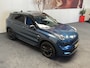Lynk & Co 01 1.5 Black Line Premium 50 STUKS OP VOORRAAD ! VOL OPTIES ! 360 CAMERA ADAPTIVE CRUISE CONTROL PANORAMA SCHUIF/KANTELDAK APPLE CARPLAY/ANDROID RIJSTROOKSENSOREN ZEER MOOI !! Brgl