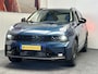 Lynk & Co 01 1.5 Black Line Premium 50 STUKS OP VOORRAAD ! VOL OPTIES ! 360 CAMERA ADAPTIVE CRUISE CONTROL PANORAMA SCHUIF/KANTELDAK APPLE CARPLAY/ANDROID RIJSTROOKSENSOREN ZEER MOOI !! Brgl