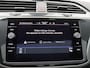 Volkswagen Tiguan 1.4 TSI eHybrid Elegance 245PK DSG Pano-Schuifdak, Adaptieve Cruise Controle, Side Assist, Achteruitrijcamera, Stoel-Stuurverwarming, Elektr. Achterklep, Trekhaak, 19" LM Velgen