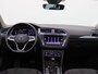 Volkswagen Tiguan 1.4 TSI eHybrid Elegance 245PK DSG Pano-Schuifdak, Adaptieve Cruise Controle, Side Assist, Achteruitrijcamera, Stoel-Stuurverwarming, Elektr. Achterklep, Trekhaak, 19" LM Velgen