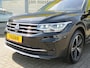 Volkswagen Tiguan 1.5 TSI Elegance -150pk- Automaat | Trekhaak | Matrix LED | Stuur Verwarming | Dodehoek Sensor | Park Assist | Rijklaarprijs incl. 1 jaar Bovag garantie