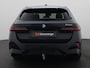 BMW 5-Serie Touring 530e M Sport Edition 299PK AUT. Panoramadak, Keyless, Adaptieve Cruise, Memorystoel, Head-Up Display, Elektr. Achterklep, Stoelverwarming+Koeling, Stuurverwarming, Volleder, Trekhaak, 21" LM Velgen