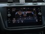Volkswagen Tiguan 1.5 TSI R-Line 150PK DSG Black Style | Panoramadak | Keyless | Trekhaak | Camera | NL Auto