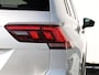 Volkswagen Tiguan 1.5 TSI R-Line 150PK DSG Black Style | Panoramadak | Keyless | Trekhaak | Camera | NL Auto