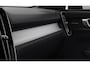 Volvo XC40 2.0 B4 Plus Black Edition | Adaptieve Cruise Control | Schuif/Kanteldak | Dodehoek Detectie | 360 Camera | Elektrische stoelverstelling | Stoel+Stuurverwarming | Parkeercamera | 20 Inch
