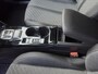 Peugeot 2008 1.2 PureTech 130pk Automaat Allure Navigatie Apple Carplay/Android Auto 360 camera Parkeersensoren Blind Spot Assist Adaptive Cruise Control Stoelverwarming Getinte ramen Climate Control