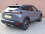 Peugeot 2008 1.2 PureTech 130pk Automaat Allure Navigatie Apple Carplay/Android Auto 360 camera Parkeersensoren Blind Spot Assist Adaptive Cruise Control Stoelverwarming Getinte ramen Climate Control