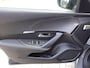 Peugeot 2008 1.2 PureTech 130pk Automaat Allure Navigatie Apple Carplay/Android Auto 360 camera Parkeersensoren Blind Spot Assist Adaptive Cruise Control Stoelverwarming Getinte ramen Climate Control