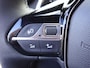 Peugeot 2008 1.2 PureTech 130pk Automaat Allure Navigatie Apple Carplay/Android Auto 360 camera Parkeersensoren Blind Spot Assist Adaptive Cruise Control Stoelverwarming Getinte ramen Climate Control