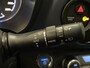 Toyota Yaris 1.5 Hybrid Bi-Tone | Cruise Control | Camera | Navigatie | Climate Control | Bluetooth | 16'LM Velgen |