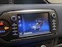 Toyota Yaris 1.5 Hybrid Bi-Tone | Cruise Control | Camera | Navigatie | Climate Control | Bluetooth | 16'LM Velgen |