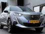 Peugeot e-2008 EV GT 50 kWh | Adapt. Cruise Control | Stoelverwarming | Dodehoek Detectie | Apple Carplay/Android Auto | Camera | Rijklaarprijs!