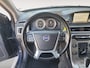 Volvo V70 1.6 T4 Limited Edition | Trekhaak | Stoel verwarming | Navigatie | Elektrisch bedienbare achterklep | Bluetooth | ZEER NETTE AUTO!!