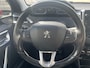 Peugeot 2008 1.2 PureTech Blue Lease Executive Panoramadak Cruise control Achteruitrijcamera Navigatie Apple Carplay/Android Auto