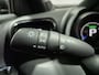 Toyota Yaris Cross 1.5 Hybrid | Afn. Trekhaak | Treeplanken | Parkeersensoren v+ a | Smart key | Privacy glass | Apple Carplay & Android Auto | Navigatie