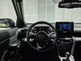Toyota Yaris Cross 1.5 Hybrid | Afn. Trekhaak | Treeplanken | Parkeersensoren v+ a | Smart key | Privacy glass | Apple Carplay & Android Auto | Navigatie