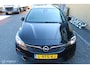 Opel Astra Sports Tourer 1.2 Business Elegance 130 PK, Trekhaak, Voor / achter Pdc + Camera, App connect, Comfort stoel, Cruise, Navi, Airco, 16 inch Lmv.