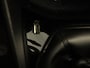Ford Fiesta 1.1 Trend - ORIGINEEL NEDERLANDSE AUTO - NIEUW MODEL - AFKOMSTIG VAN 2E EIGENAAR - 17 INCH LICHT METALEN VELGEN - PARKEERSENSOREN ACHTER - NAVIGATIE - CRUISE CONTROL - AIRCO - ARMSTEUN VOOR - APPLE CARPLAY/ ANDROID AUTO