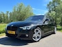 BMW 3-Serie Touring 318i Executive Automaat / M-Pakket / Sport-Leder / Navi / Trekhaak / Clima / 18" Velgen / PDC / Cruise / LED /