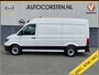 Volkswagen Crafter 2.0TDI L3H2 30 Airco Camera Navi Bluetooth EURO 6 Betonplex vloer Wandbekleding Schuifdeur 2.500kg trekvermogen keurige bus!