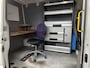 Volkswagen Crafter 30 2.0TDI L3H2 Airco Camera Navi Ingebouwd kantoor Bluetooth EURO6 Betonplex vloer Wandbekleding Schuifdeur Buro 2.500kg trekvermogen keurige bus!