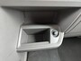 Volkswagen Crafter 2.0TDI L3H2 30 Airco Camera Navi Bluetooth EURO 6 Betonplex vloer Wandbekleding Schuifdeur 2.500kg trekvermogen keurige bus!