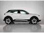 Opel Mokka SUV Elegance 130 pk Automaat | Navigatie | Achteruitrijcamera | Parkeersensoren Achter | LED Koplampen | Keyless Entry/Start | Lederen Stuurwiel Verwarmd | Climate Control | Cruise Control | 18" Lichtmetalen Velgen | Apple Carplay/Android Auto |