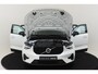 Volvo XC40 B4 (M-HYBRID) PLUS DARK -CAMERA|ADAP.CRUISE|VERW.VOORRUIT|TREKHAAK|HARMAN/KARDON