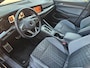 Volkswagen Golf 1.5 TSI R-Line Bns Automaat BJ.2021 / Panodak / Navi / Virt.Dashb. / 18"Lmv / Trekhaak !!