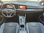 Volkswagen Golf 1.5 TSI R-Line Bns Automaat BJ.2021 / Panodak / Navi / Virt.Dashb. / 18"Lmv / Trekhaak !!