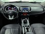 Kia Sportage SUV X-treme DynamicLine 135 pk | Navigatie | Achteruitrijcamera | Parkeersensoren Achter | Lederen Bekleding | Voorstoelen Verwarmd | LED Dagrijverlichting | Premium Audio | Trekhaak | Climate Control | Cruise Control | 17" Lichtmetalen Velgen |