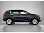 Kia Sportage SUV X-treme DynamicLine 135 pk | Navigatie | Achteruitrijcamera | Parkeersensoren Achter | Lederen Bekleding | Voorstoelen Verwarmd | LED Dagrijverlichting | Premium Audio | Trekhaak | Climate Control | Cruise Control | 17" Lichtmetalen Velgen |