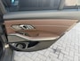 BMW 3-Serie 320i High Executive |H&K|Pano|Leer|Acc