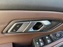 BMW 3-Serie 320i High Executive |H&K|Pano|Leer|Acc