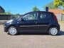 Peugeot 107 1.0 Active 5 Deurs - Airco - Stuurbekrachtiging - weinig Kilometers - Centrale vergrendeling