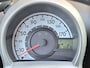 Peugeot 107 1.0 Active 5 Deurs - Airco - Stuurbekrachtiging - weinig Kilometers - Centrale vergrendeling