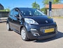 Peugeot 107 1.0 Active 5 Deurs - Airco - Stuurbekrachtiging - weinig Kilometers - Centrale vergrendeling