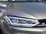 Volkswagen Touran 1.8 TSI 180 pk DSG R-Line 7p | Navigatie | Panoramadak | Zwenkbare Trekhaak | LED | Camera | Adaptive Cruise | Climatronic | Stoelverwarming | Elektrische Klep |