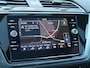 Volkswagen Touran 1.8 TSI 180 pk DSG R-Line 7p | Navigatie | Panoramadak | Zwenkbare Trekhaak | LED | Camera | Adaptive Cruise | Climatronic | Stoelverwarming | Elektrische Klep |