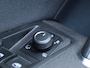 Volkswagen Touran 1.8 TSI 180 pk DSG R-Line 7p | Navigatie | Panoramadak | Zwenkbare Trekhaak | LED | Camera | Adaptive Cruise | Climatronic | Stoelverwarming | Elektrische Klep |
