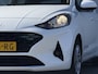 Hyundai i10 1.0 Comfort Smart / Navigatie / Airco / Cruise Control / Apple Carplay & Android Auto / Digitaal Dashboard / Elek. Ramen Voor / Leder Multifunctioneel Stuur /