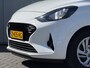 Hyundai i10 1.0 Comfort Smart / Navigatie / Airco / Cruise Control / Apple Carplay & Android Auto / Digitaal Dashboard / Elek. Ramen Voor / Leder Multifunctioneel Stuur /