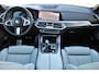 BMW X5 xDrive45e M-sport 394pk Pano Trekhaak SkyLounge 4-wielsturing Harman/Kardon Laser Keyless Camera